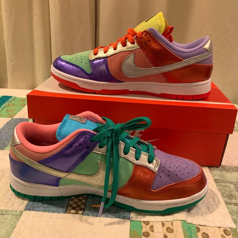 Nike Dunk Low Women size 10 Sunset Pulse